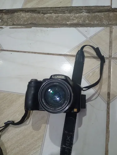 Máquina fotográfica Panasonic fz60c