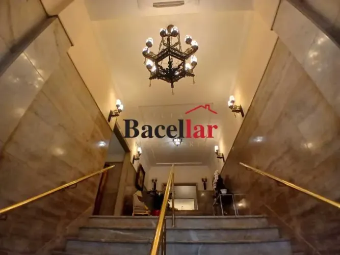 Apartamento : / Residencial / Copacabana