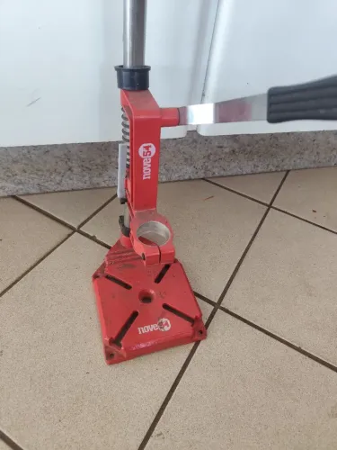 Suporte para furadeira de bancada