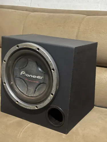 SUBWOOFER PIONEER CHAMPION SERIES 12 + CAIXA DUTADA