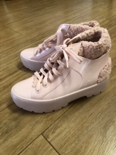 Bota coturno Melissa