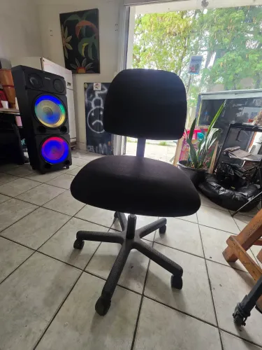 Cadeira escritório VALOR BARATO PRA SAIR