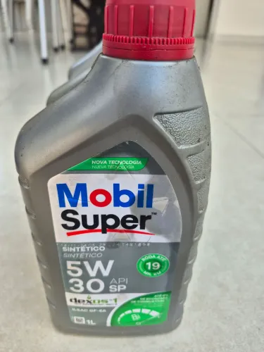 4 Oleo sintético mobil 5w30