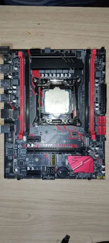 Placa mãe X99 + Xeon 2666 E5 v3 leia o anúncio 