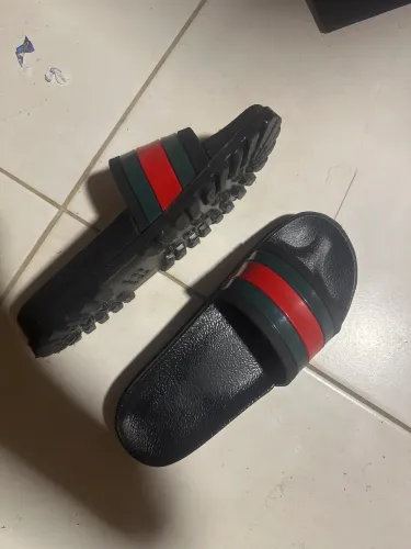 Chinelo Gucci