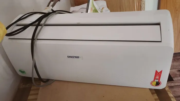 CENTRAL DE AR 12.000BTus,vendo a 1.000,o vim buscar aki no N.Horizonte Macapá