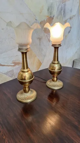 Par de abajures anos 60 todo em latão!