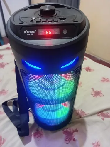 Vendo uma caixa de som novinha 