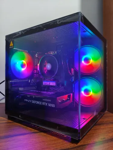PC GAMER - R5 5500 + RTX5050