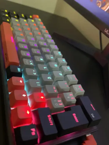 Teclado Mecanico 60% Switch Red NOVO