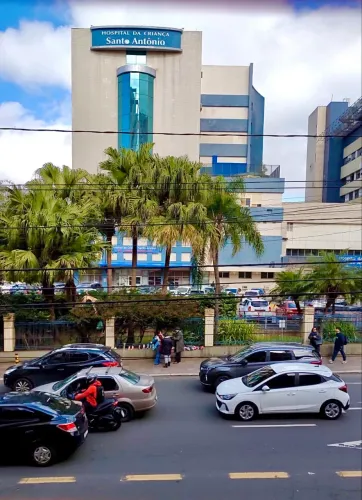 GARAGEM em frente Hospital Santa Casa