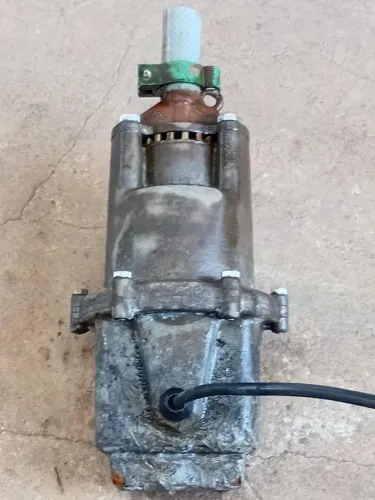 Vendo bomba funcionando certinho 