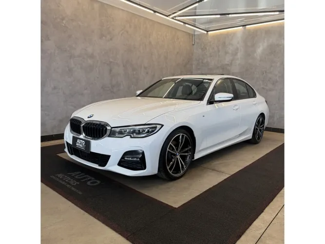 BMW 320I A 2.0 TB M Sport Activeflex 16V 4P 2022