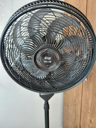 Ventilador quebrado doação