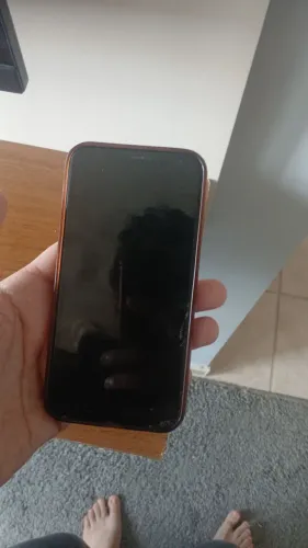 Iphone 11 tela quebrada