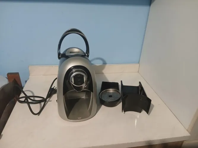 Cafeteira Expresso- Preto e prata