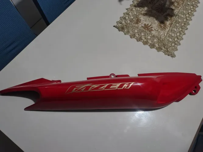 Rabeta traseira lado direito fazer 250ys 2007