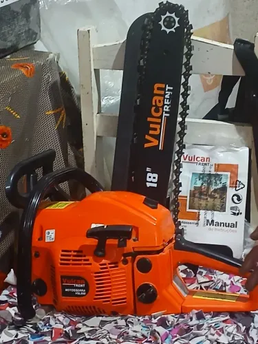 Vende-se Motoserra