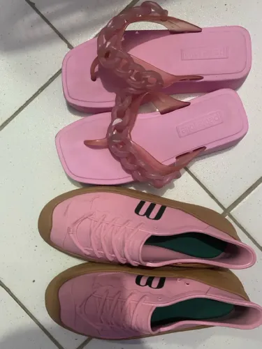 Sapatos 