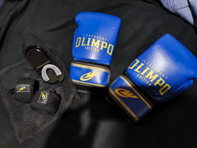 Luva de boxe Olimpo 16oz + itens