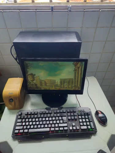 VENDO ESSE KIT PARA ESTUDO E TRABALHO