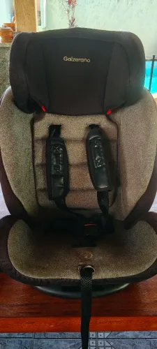 Cadeirinha com isofix e rotação de RN até 36kg