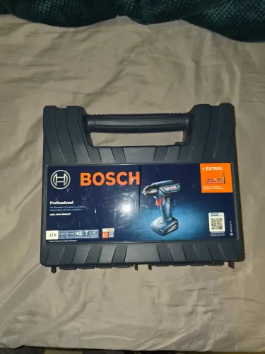 Furadeira e parafusadeira a bateria 12v bosch gsr 1000 smart