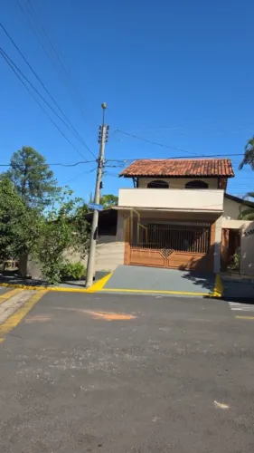 Casa para locação com 274 m² e 3 quartos em Samambaia Parque Residencial, Bauru - SP