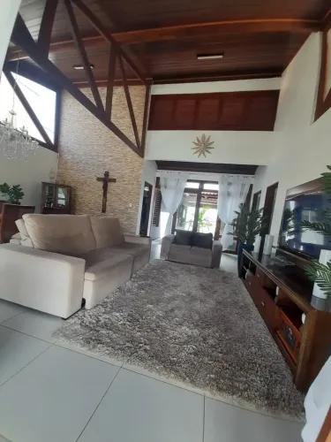 Casa projeto único, estilo colonial em Condominio beira da Lagoa a 15 minutos da Orla