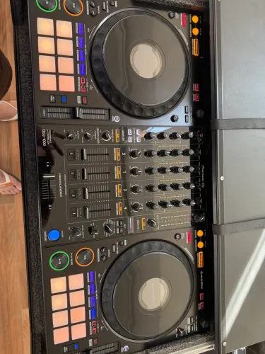 DDJ1000