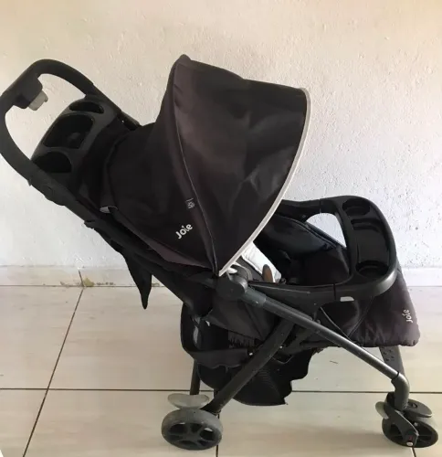 Carrinho de bebê