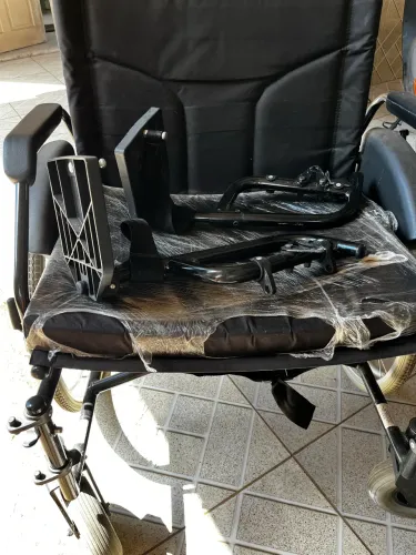 Cadeira de rodas OBESO JAGUARIBE