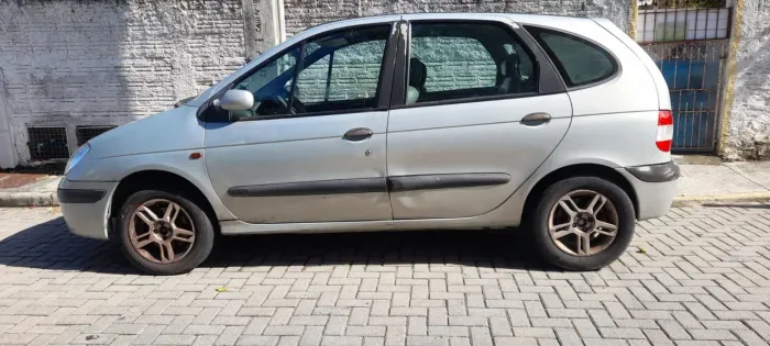 Volkswagen Gol Geração III Ouro 1.0 MI 16V Gasolina Mec. 4P 2001