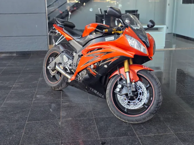 R6 YZF 600 Yamaha 2009 cor exclusiva