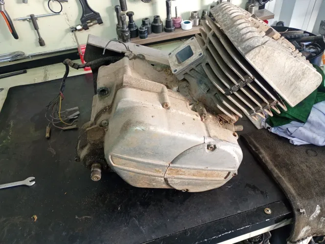 Motor RX 180