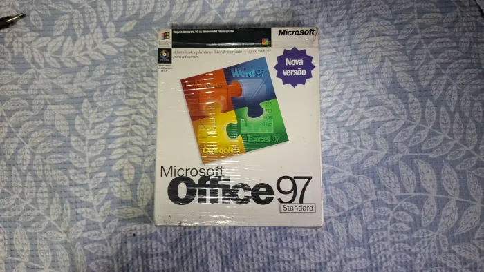 Livro informativo Microsoft Office 97 standard sem disco