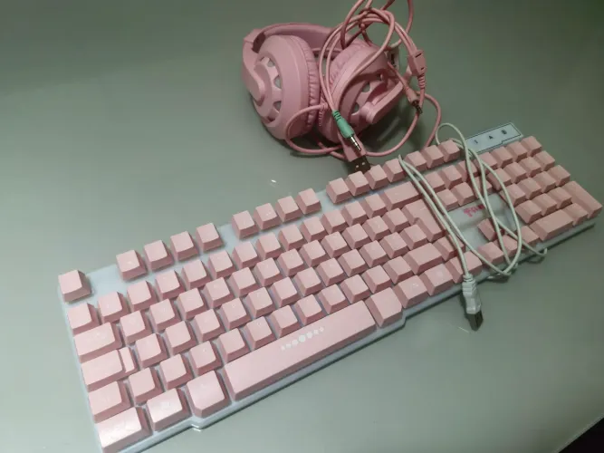 Kit Gamer Rosa Candy Clanm - Teclado e Headset