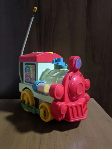 Brinquedo Antigo Trenzinho Chicco Vintage Anos 90 (Com Som e Luzes)