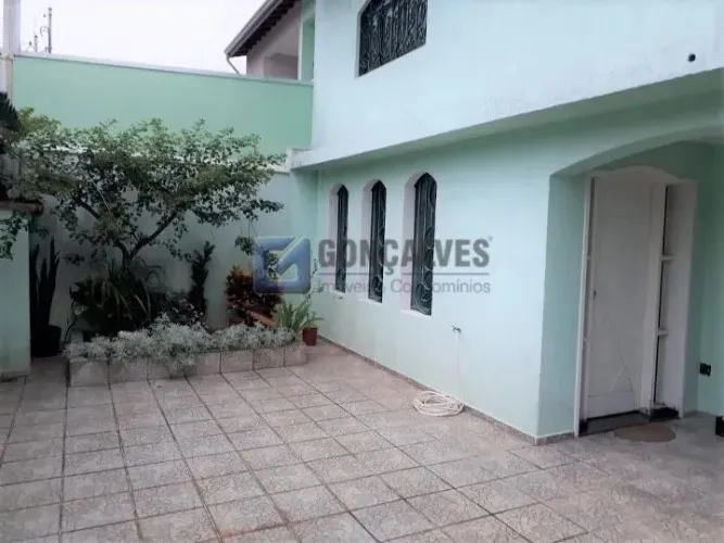 Casa à venda em Vila Marchi, São Bernardo do Campo 400 m², 4 quartos (3 suítes), 5 vagas