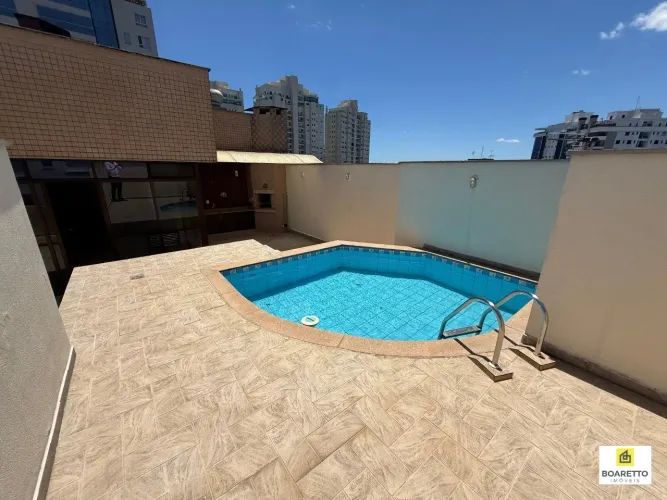 Alugo Cobertura com 3 suítes, piscina privativa no centro!