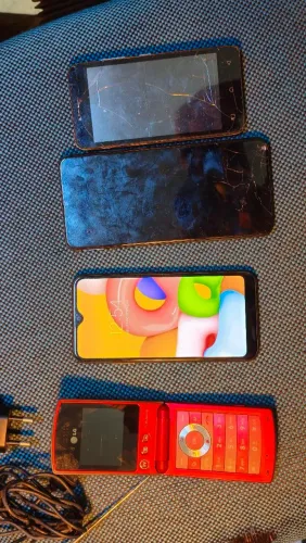 Vendo celulares para concerto ou retirada de peças 
