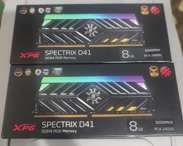 Memorias ram ddr4 16gb 2x8 Cl16 xpg spectrix d41