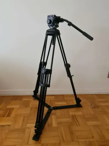 Tripé Manfrotto cabeça 503 base 500 mv