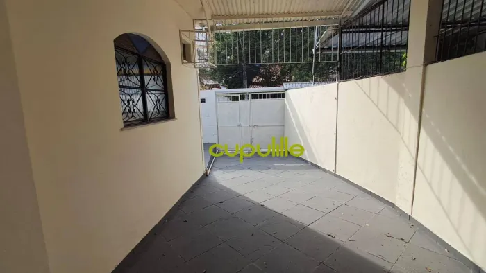 Casa com 1 dormitório para alugar por R$ 1.420,00/mês - Fonseca - Niterói/RJ