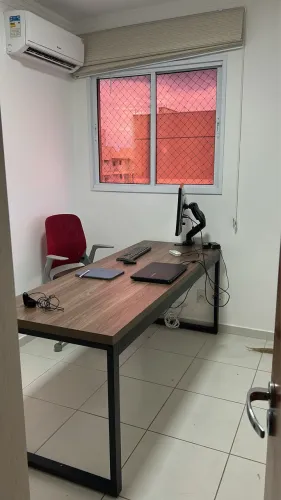 Mesa 1,90m por 0,70m