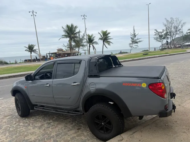 Mitsubishi L200 Triton HPE 3.2 CD TB Int.diesel AUT 2010