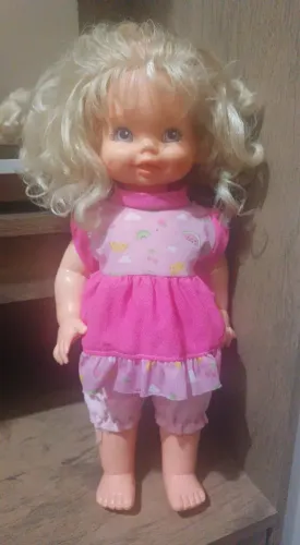 Boneca antiga da estrela, Pinturinha linda e charmosa raridade,roupa original 
