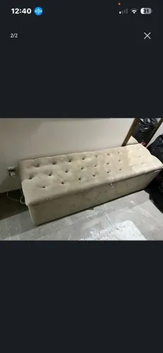 Baú bege capitone