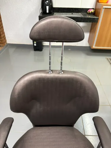 Cadeira de Barbearia / Salão Hidráulica Reclinável - Estado de Nova