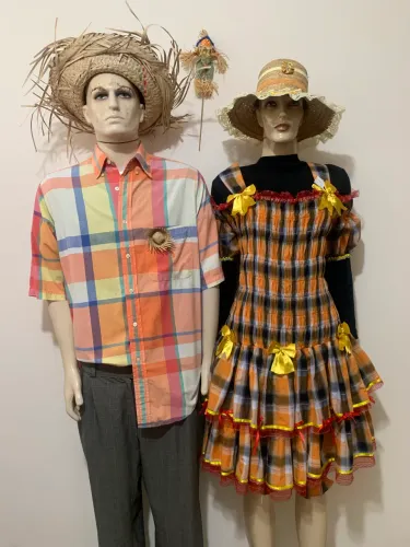 Locação: Fantasia de festa junina (casal)